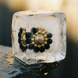 VELIA BLACK EARRINGS