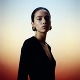 VELIA BLACK EARRINGS